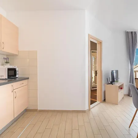 Lelas Apartamento
