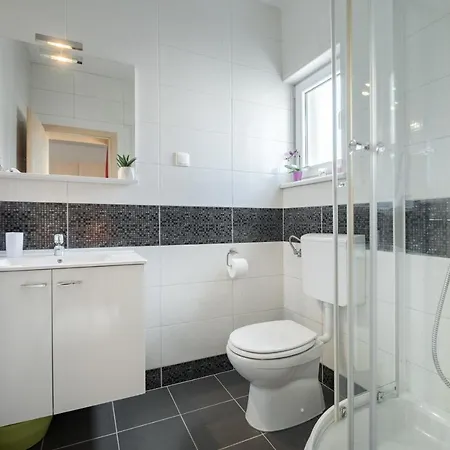Lelas Apartamento